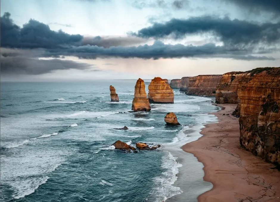 The 12 Apostles